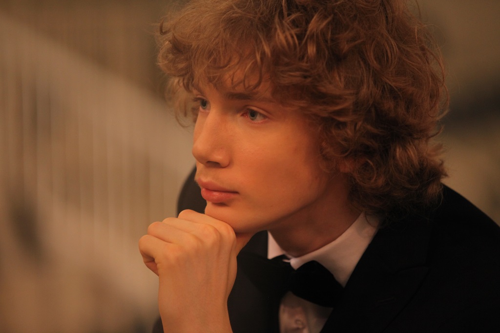 Ivan Bessonov, piano