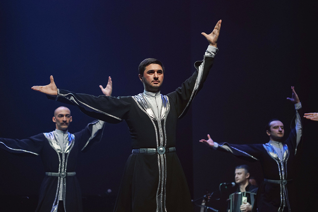 «Тбилисо». Грузинские танцы и многоголосное пение