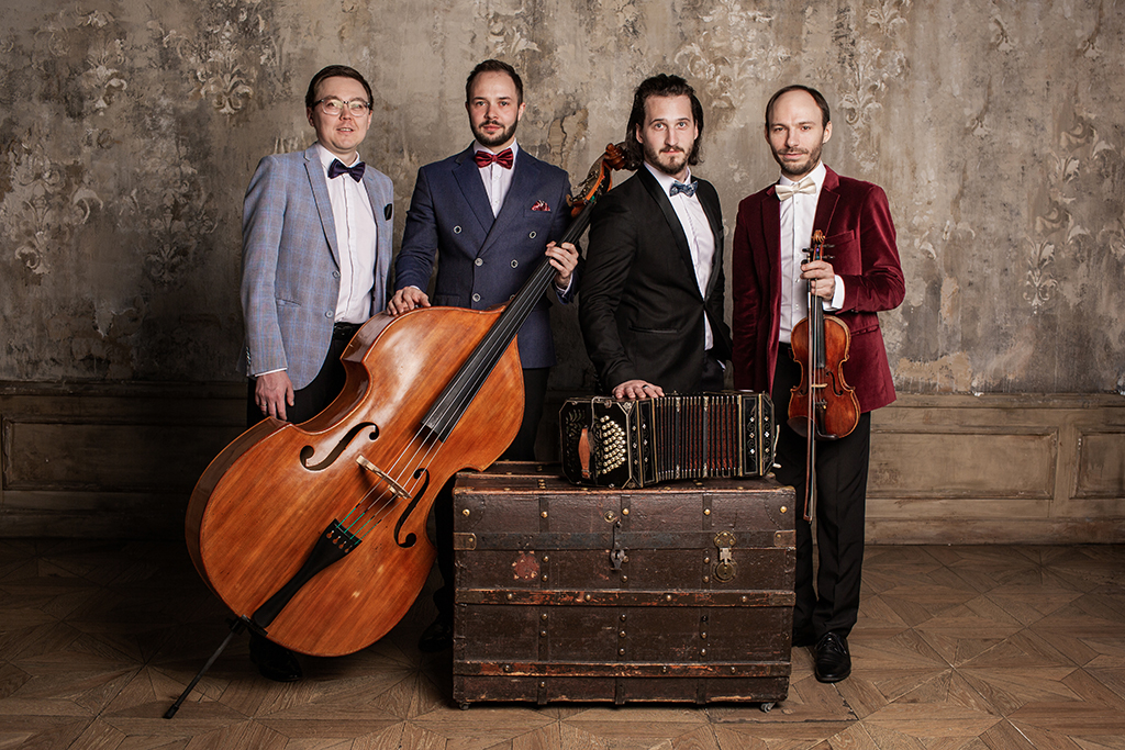Solo Tango Orquesta представляет…